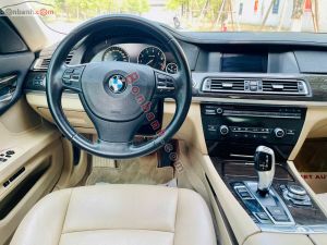 Xe BMW 7 Series 730Li 2011