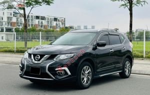 Xe Nissan X trail 2.5 SV Premium 2020