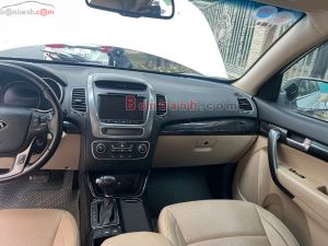 Xe Kia Sorento 2.4 GAT Deluxe 2020