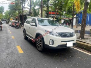Xe Kia Sorento 2.4 GAT Deluxe 2020