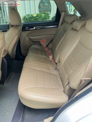 Xe Kia Sorento 2.4 GAT Deluxe 2020