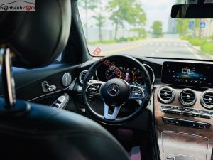 Xe Mercedes Benz GLC 200 4Matic 2020